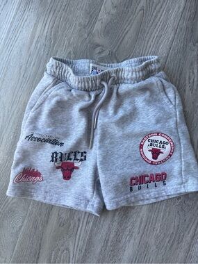 Cotton-On Kids Chicago Bulls Shorts Size 4T